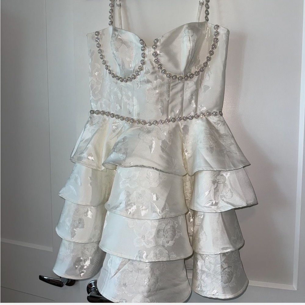 Elegant White Tiered Dress